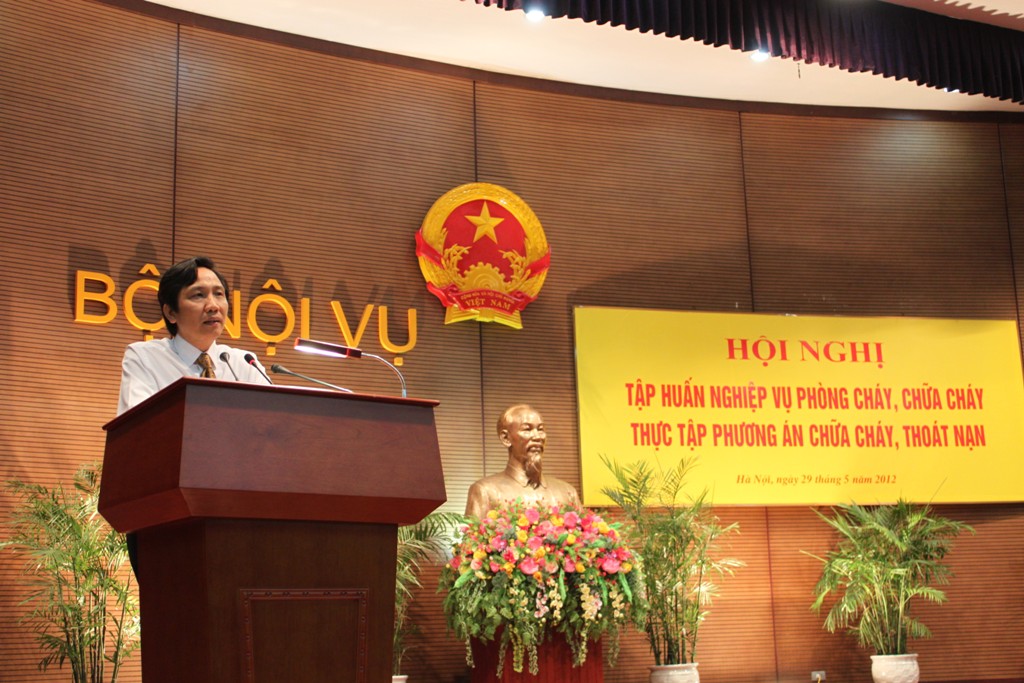 Hội nghị tập huấn nghiệp vụ phòng cháy chữa cháy và diễn tập phương án chữa cháy, thoát nạn